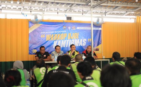 Sinergi Humanis Polres Gresik Bersama Driver Ojol di Operasi Keselamatan Semeru