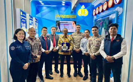 956 Pengunjung Kunjungi Booth Polri di Pameran Kampung Hukum MA 2026