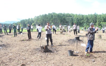 HPN 2026, Polres Bondowoso Dukung Pelestarian Lingkungan Lewat Sedekah Oksigen