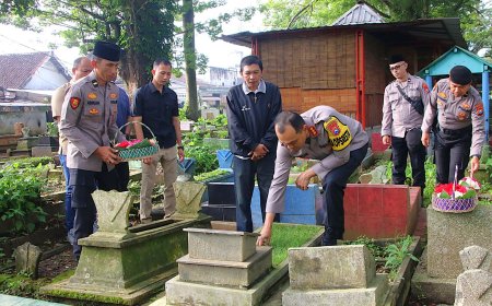 Kapolresta Malang Kota Lakukan Ziarah ke Makam Korban Kanjuruhan Jelang Ramadan