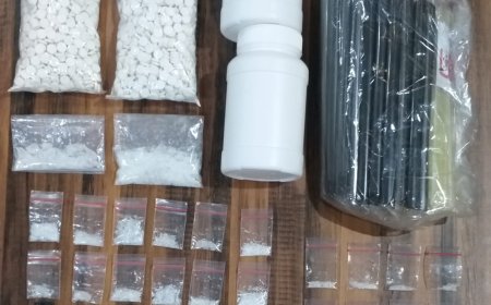 Sabu dan Pil LL Diamankan, Dua Tersangka Diproses Polrestabes Surabaya