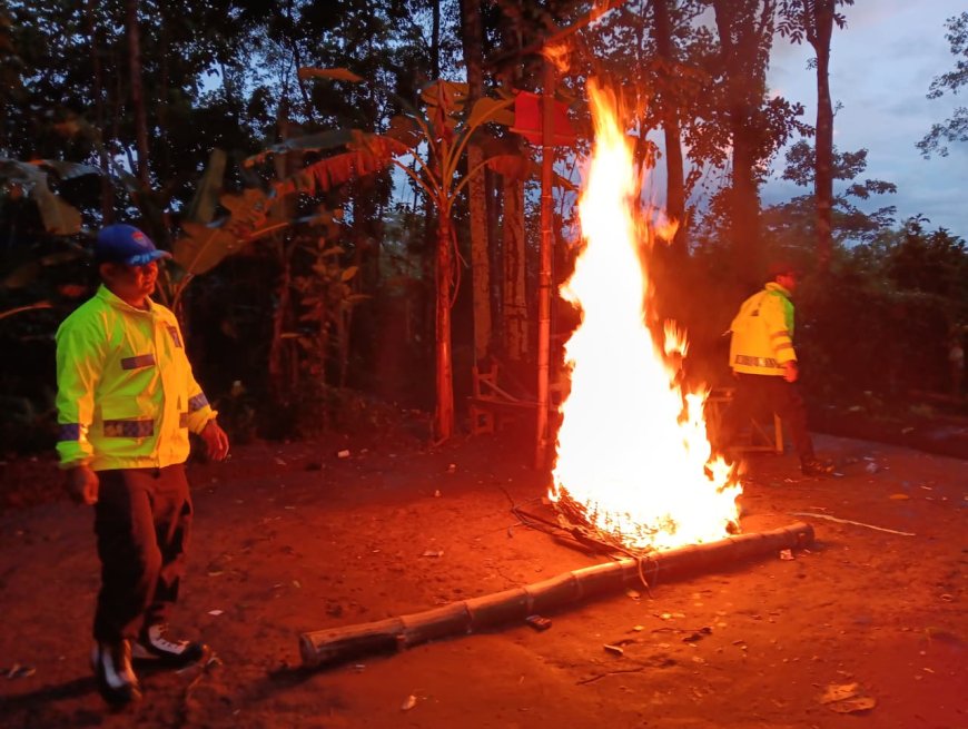 Respons Laporan 110, Polres Malang Gerebek Arena Sabung Ayam