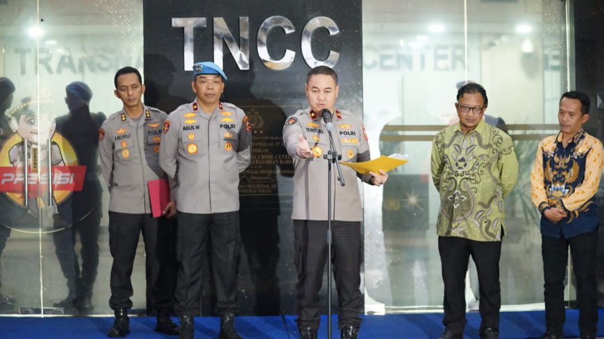 Divisi Profesi dan Pengamanan Polri Laksanakan Tes Urine Serentak Atas Perintah Listyo Sigit Prabowo