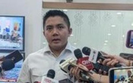 Teddy Indra Wijaya Soroti Visi Presiden Prabowo di Tengah Perdebatan Publik