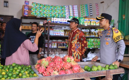 Polres Ngawi Bersama Pemkab Cek Harga Sembako