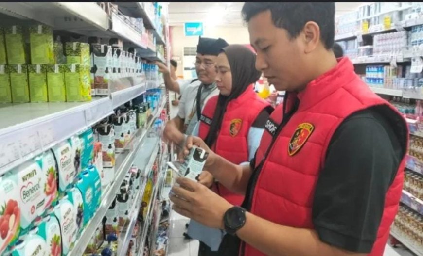 Satgas Pangan Polresta Banyuwangi Perketat Pengawasan Produk di Swalayan
