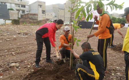 Aksi Hijau Bhayangkari Warnai Asrama Polisi Koblen