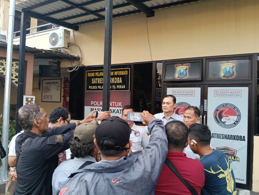 Polres Pelabuhan Tanjungperak Amankan Pengedar Sabu