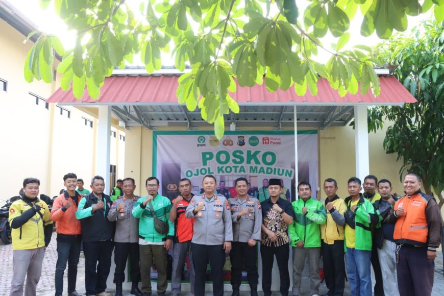 Perkuat Sinergitas, Polres Madiun Kota Resmikan Posko Ojol Kamtibmas   