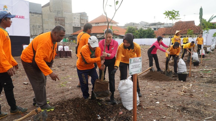 Bhayangkari Polrestabes Surabaya Dukung Lingkungan Berkelanjutan