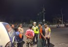 Imbauan Humanis Polisi untuk Antisipasi Rob di Surabaya