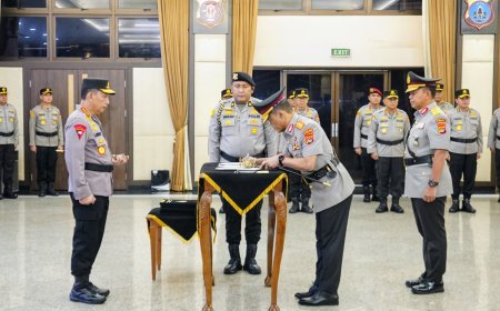 Kapolri Resmikan Pergantian Sejumlah Jabatan Strategis