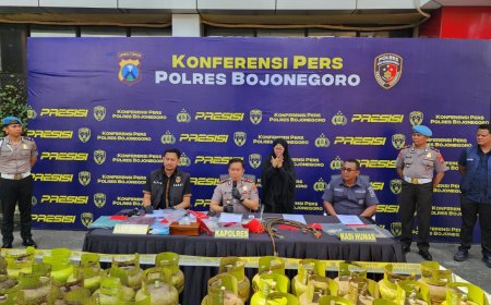 Polres Bojonegoro Amankan Tersangka Pengoplos LPG Subsidi 3 Kg dan Ratusan Tabung Gas
