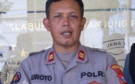 Polres Pelabuhan Tanjungperak Ungkap Penipuan QRIS Palsu Tersangka Asal Kaltim Diamankan