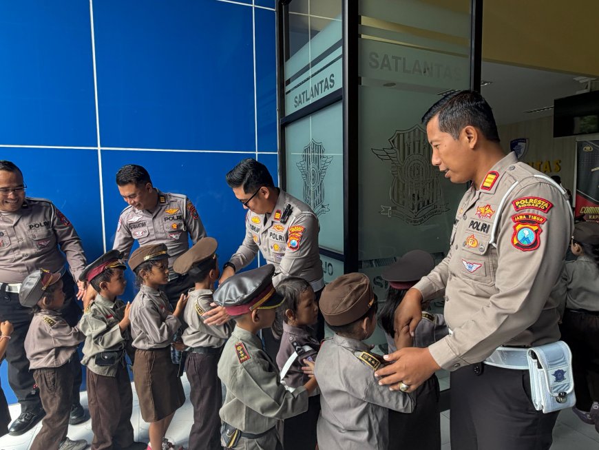 Polisi Sahabat Anak Perkuat Kesadaran Keselamatan Jalan