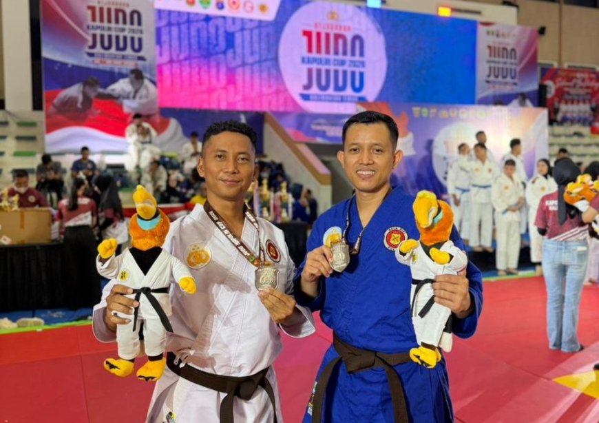 Juara II Kata Beregu Diraih Personel Polres Ngawi
