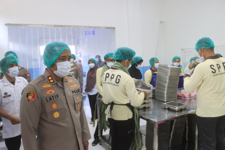 Ribuan Penerima Manfaat Terlayani Program MBG di Maron