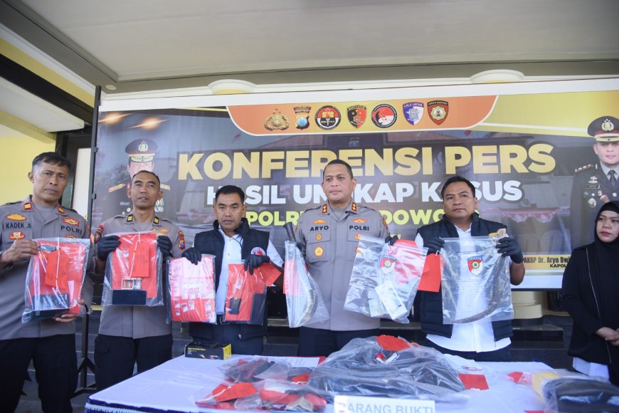Polisi Amankan Pelaku Perampokan Berclurit dengan Tindakan Tegas Terukur